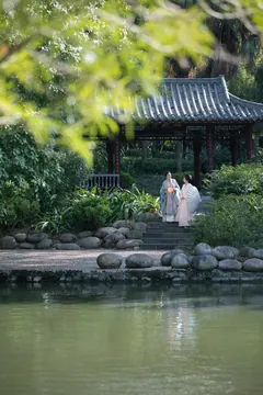 [YITUYU艺图语]2023.04.18 墨萱图 沉诗思 [32+1P/356MB] - 2