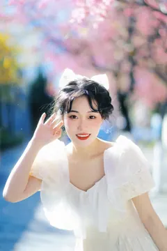[YITUYU艺图语]2023.04.19 冬樱花下 迟白 [22+1P/254MB] - 4