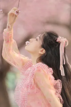 [YITUYU艺图语]2023.04.20 花与温柔 梨柚- [21+1P/134MB] - 2