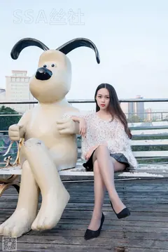 [SSA丝社] NO.062 西西-美丽冻人西西街拍灰丝 [99P/181MB] - 2