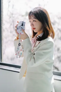 [YITUYU艺图语]2023.04.18 樱花教室 萌伊伊[32+1P/368MB] - 2
