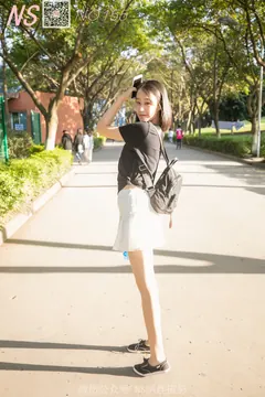 [纳丝摄影]0001 周周青春纪念册[85P/932MB]