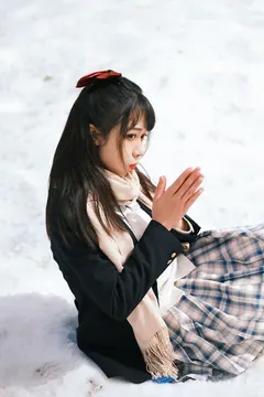 [YITUYU艺图语]2023.04.21 日系少女雪景写真 小风[23+1P/263MB] - 2