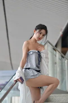 精选街拍作品 NO.6873 清秀甜美[80P/128MB] - 2