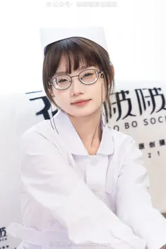 [BoBoSocks袜啵啵]NO.688 甜甜圈-凉鞋、薄肉丝、互士服、裸足[163P/1V/5.48GB] - 2