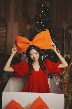 [YITUYU艺图语]2023.04.24 圣诞礼物 小泽[32+1P/936MB] - 2