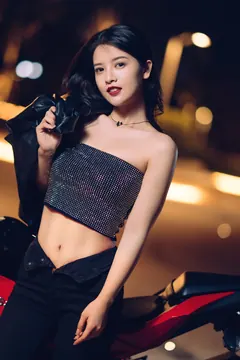 [YITUYU艺图语]2023.04.27 甜辣机车，娇弱少女的酷姐范 喵喵喵是锦儿呀[30+1P/387MB] - 2