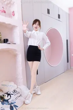 [BoBoSocks袜啵啵]NO.690 香菜-板鞋、厚肉丝、ol至服[156P/1V/5.73GB] - 4