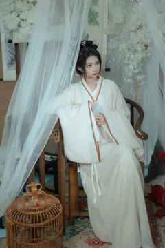 [YITUYU艺图语]2023.04.30 彼时 绮罗生的小苏苏[24+1P/234MB] - 1