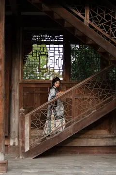 [YITUYU艺图语]2023.05.02 四四方方一片天 一方伊人yi[28+1P/384MB] - 3