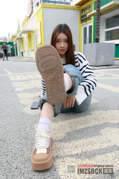 [MZSOCK]爱镁足 NO.374 雨萌[123P/1V/2.28GB] - 3