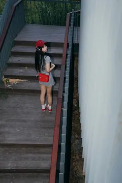 [YITUYU艺图语]2023.05.09 玩一组最近很流行的闪光灯直闪 七七[80+1P/618MB] - 1