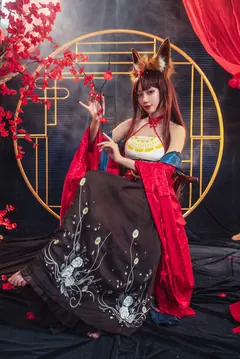[YITUYU艺图语]2023.05.10 碧蓝航线赤城 RL清明[20+1P/395MB] - 2