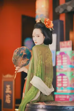 [YITUYU艺图语]2023.05.10 云鬓花颜金步摇 兔子Zzz不吃胡萝卜[48+1P/612MB] - 3