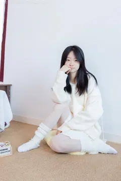 勿恋传媒 NO.2683 萌萌-板鞋、堆堆袜套、纯白棉袜、薄白丝[153P/1V/3.62GB] - 4