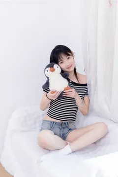勿恋传媒 NO.2687 山奈-帆布鞋、中筒白棉袜、裸足[158P/1V/3.36GB] - 4