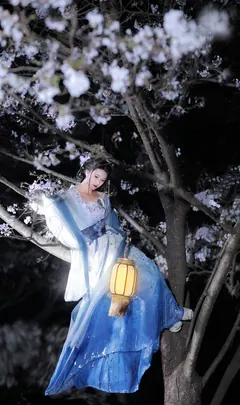 [YITUYU艺图语]2023.05.15 林下漏月光，疏疏如残雪 吾岁[27+1P/561MB] - 1