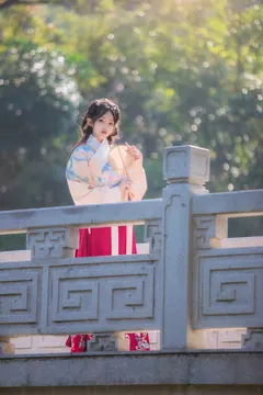 [YITUYU艺图语]2023.05.16 窈窕春色 发光唔[25+1P/300MB] - 2