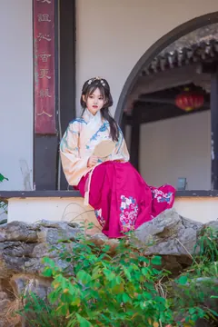 [YITUYU艺图语]2023.05.16 窈窕春色 发光唔[25+1P/300MB] - 3