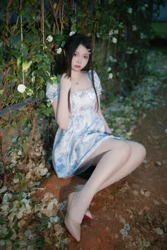 洛桑w伊梓 – 春夏之交[45P/455MB] - 2