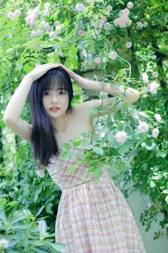 [YITUYU艺图语]2023.05.21 光影谱诗 小怡美眉cute[30+1P/335MB] - 2