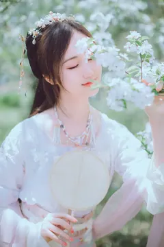 [YITUYU艺图语]2023.05.23 梨花香 灵潇[24+1P/290MB] - 2