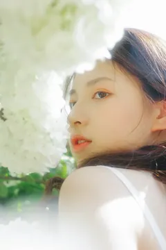 [YITUYU艺图语]2023.05.23 人间四月天 李悦[42+1P/336MB] - 4