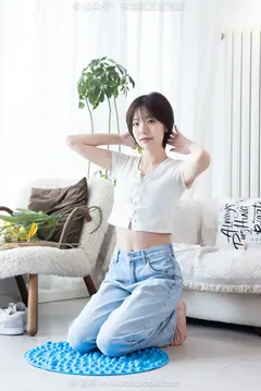 [BoBoSocks袜啵啵]NO.708 小甜豆-板鞋、纯白棉袜、裸足[170P/1V/6.27GB]