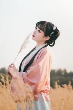 [YITUYU艺图语]2023.05.24 夕阳下的玩耍 桃墨公子x[29+1P/283MB] - 1