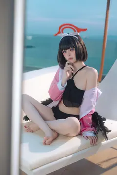 屿鱼 NO.071 – 蔚蓝档案 静山真白泳装[30P/218MB] - 4