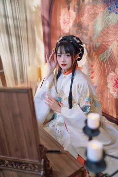 [YITUYU艺图语]2023.05.29 小轩窗，正梳妆 兔子Zzz不吃胡萝卜[38+1P/441MB] - 3
