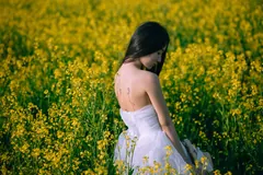 [YITUYU艺图语]2023.06.01 少女油菜花写真 异域荷包蛋[49+1P/711MB] - 4