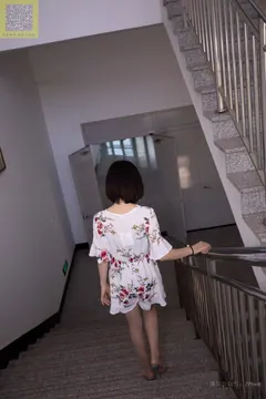 [LSS山茶摄影]NO.093 舞蹈小阳阳碎花裙 [96P/200M] - 4