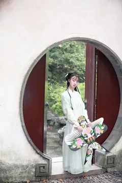 [YITUYU艺图语]2023.06.04 少年游 小婷[21P/86MB] - 2
