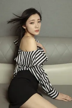 [YITUYU艺图语]2023.06.06 STRIPES YFALA[31+1P/395MB] - 3