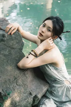 [YITUYU艺图语]2023.06.08 春和景明 皂烟象[22+1P/184MB] - 2