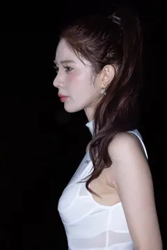 精选街拍作品 NO.6995 诗佳夜拍[36P/43MB] - 1