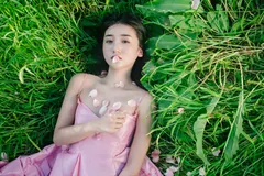 [YITUYU艺图语]2023.06.09 绿草地少女写真 异域荷包蛋[36+1P/532MB] - 3