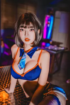 Crystal NO.001 – Electric Innocence[59P/4V/1.78GB] - 3