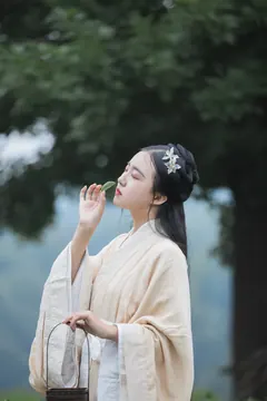 [YITUYU艺图语]2023.06.15 山中书事 知岫[29+1P/420MB] - 1