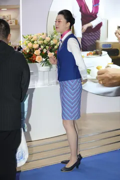 精选街拍作品 NO.7016 南航至服[127P/148MB] - 1