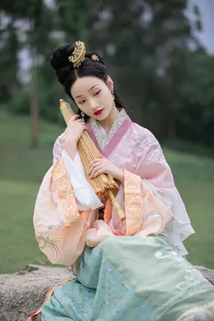 [YITUYU艺图语]2023.06.16 清歌 凌子兮[21+1P/357MB] - 3