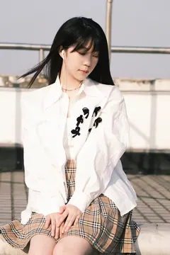 [YITUYU艺图语]2023.06.16 天台青春 菠菜三明治[21+1P/198MB] - 3