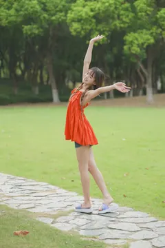 [YITUYU艺图语]2023.06.24 夏日香气 兔子Zzz不吃胡萝卜[30+1P/336MB] - 1