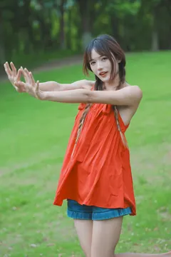 [YITUYU艺图语]2023.06.24 夏日香气 兔子Zzz不吃胡萝卜[30+1P/336MB] - 2