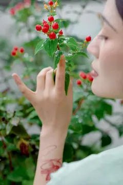 [YITUYU艺图语]2023.06.26 江南 苏念[37+1P/523MB] - 3