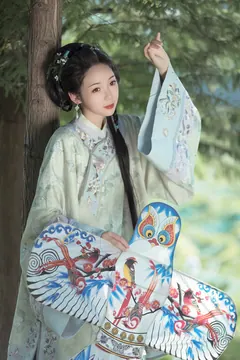 [YITUYU艺图语]2023.06.28 菡萏 槐枝-[35+1P/649MB] - 4