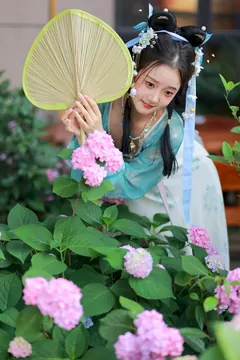 [YITUYU艺图语]2023.06.29 无尽夏 柚二白白[21+1P/157MB] - 3