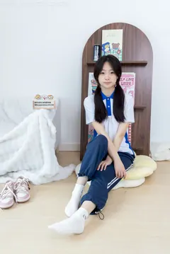 勿恋传媒 NO.2735 萌萌-白棉袜、裸足、校服[155P/1V/3.75GB] - 4