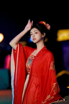 [YITUYU艺图语]2023.07.02 夜长安 裴同学[22+1P/619MB] - 4